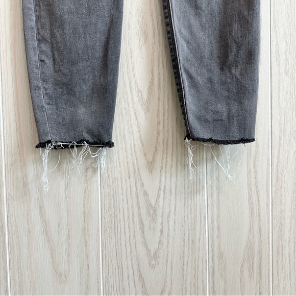 Spanx Vintage High Rise Distressed Grey Ankle Skinny Jeans/Jeggings Size Medium - Picture 4 of 10